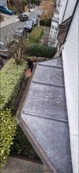 Команда опытных руферов выполнит любые работы с вашей крышей. - Repairs - new roof - Sofit, Fascia - guttering, pipes - lead works - velux windows installing - solar panels installing - grp roof - felt Speak Ua Eng Ru