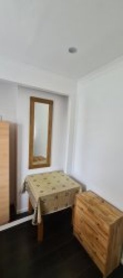 Двухместная комната в аренду в Dagenham RM8 ринггитов 150 фунтов стерлингов + депозит за одну неделю.
