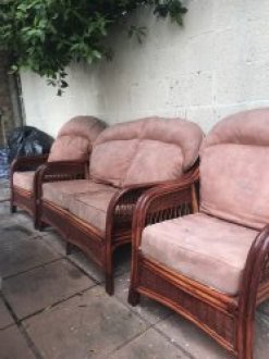 Продаётся мягкий диван и два мягких кресла для сада image 2