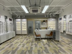 Магазин-салон оптики Selfie Optic предлагает Вашему вниманию брендовые солнцезащитные очки и оправы по доступным ценам. Очки возможно заказать как онлайн так и посетив наш розничный магазин в Kingston upon Thames KT1. ... image 3