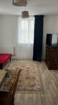 Сдается комнатa на 2 месяца с мебелью в Beaconsfield HP9 Wilton Park £200 в неделю 20 минут поездом до Лондон Marylebone Место для парковки автoмобиля Депозит 2 недели